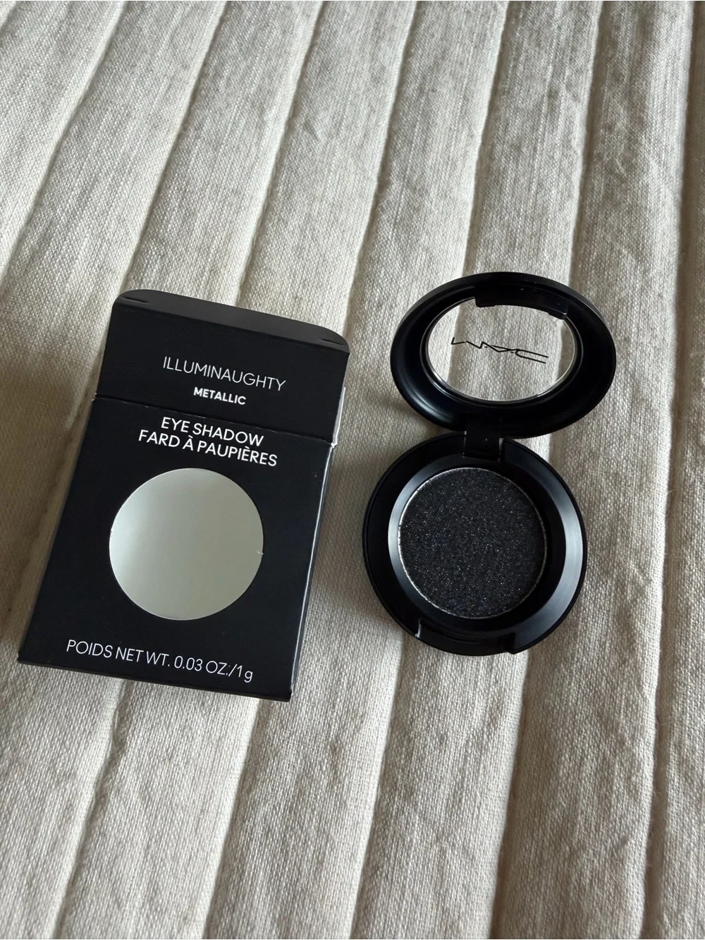 MAC Cosmetics mac single